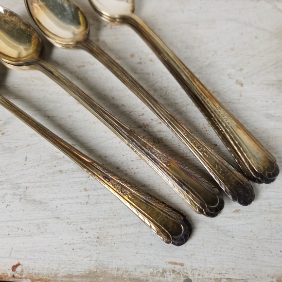 Antique/ VTG H&T Mfg Co Wentworth Silverplated Iced Tea Spoons Set of 12- Silver - Picture 4 of 8